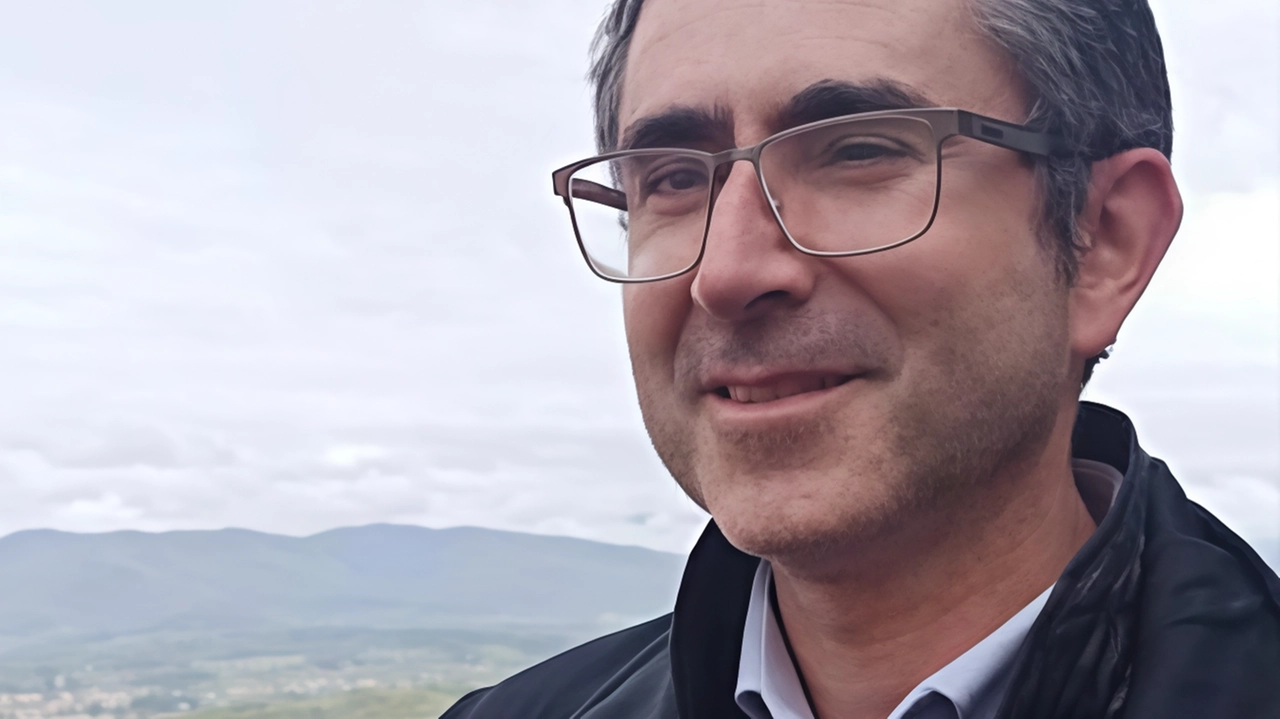 La Giunta del Comune di Laterina Pergine ha approvato il progetto di riorganizzazione delle scuole, con la demolizione e ricostruzione di una parte della scuola primaria e secondaria di Ponticino. Gli studenti delle medie saranno trasferiti a Ponticino, mentre le elementari rimarranno a Pergine e Laterina.