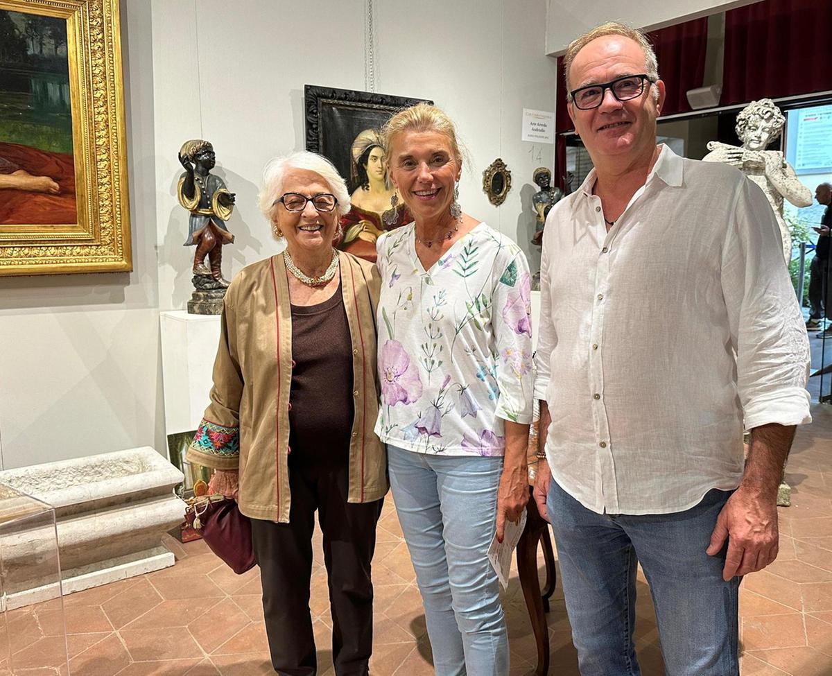 antiquaria partenza di slancio un buon inizio per gli espositori tra i vip c8217232 anche elisabetta belloni