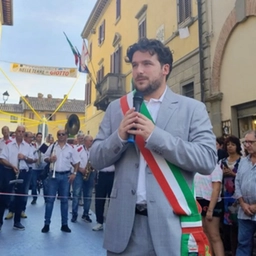Vicchio, aperta l'edizione 2025 della Fiera Calda