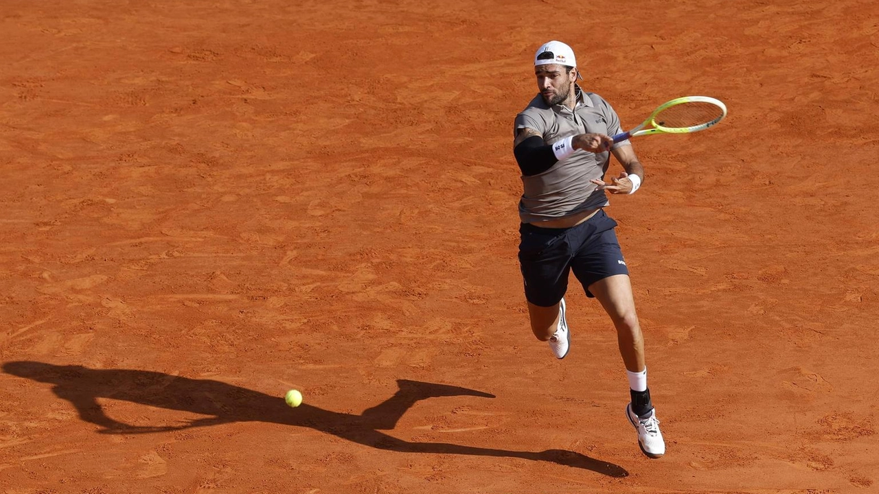 Berrettini si ritira a Madrid, ancora un problema agli addominali