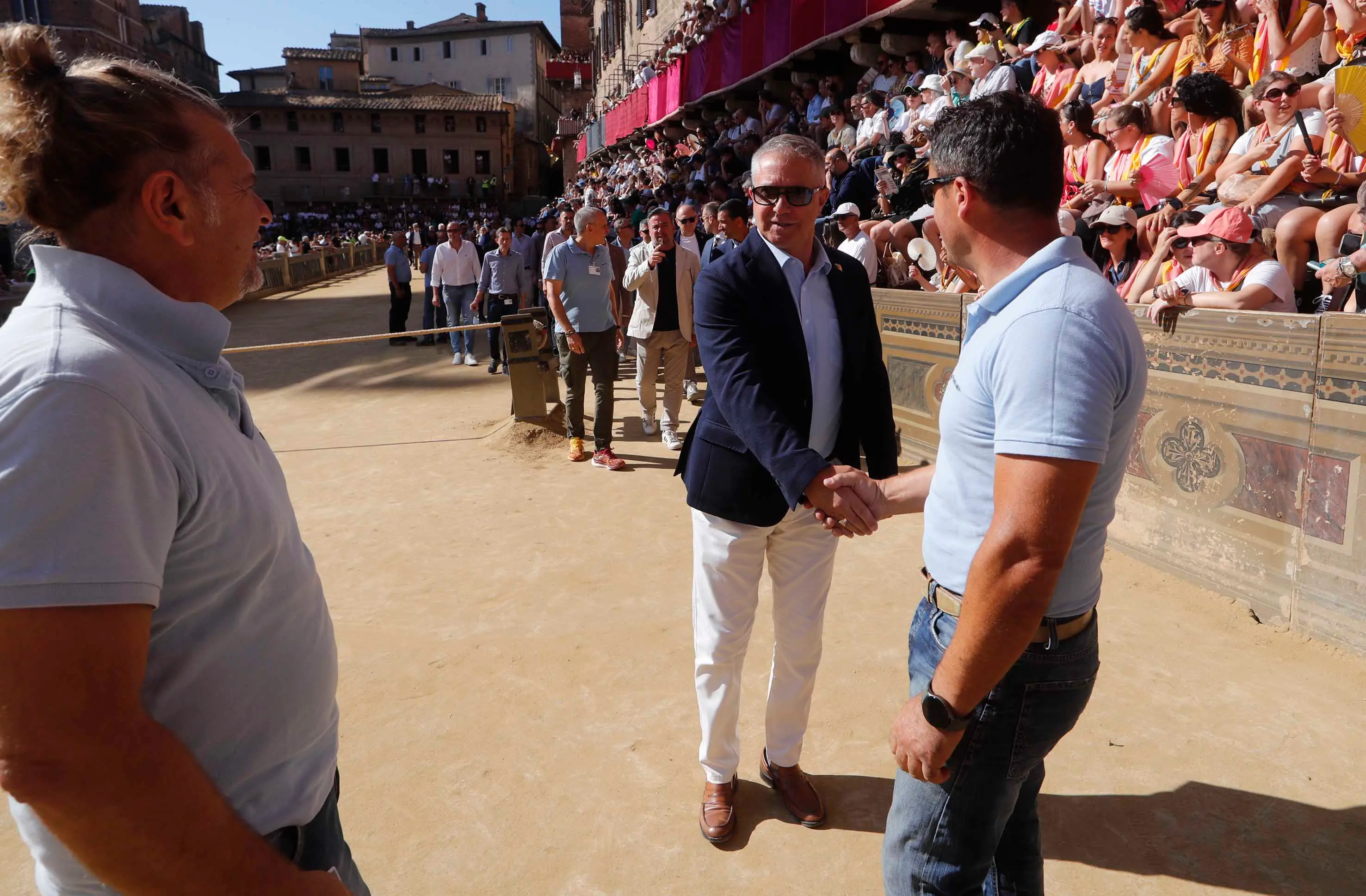 Siena verso il Palio, parola al mossiere Bircolotti. “Il rispetto porta rispetto. Io voglio quello dei fantini”