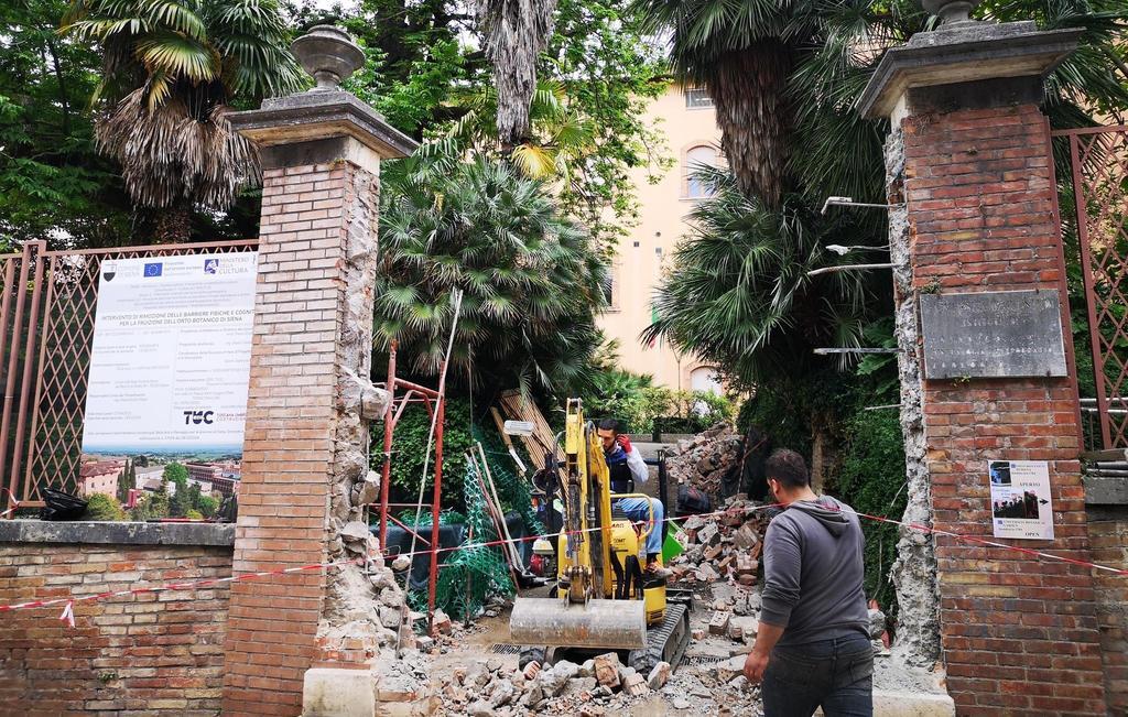 orto botanico chiuso fino a marzo 2026 nuovo ingresso e riqualificazione
