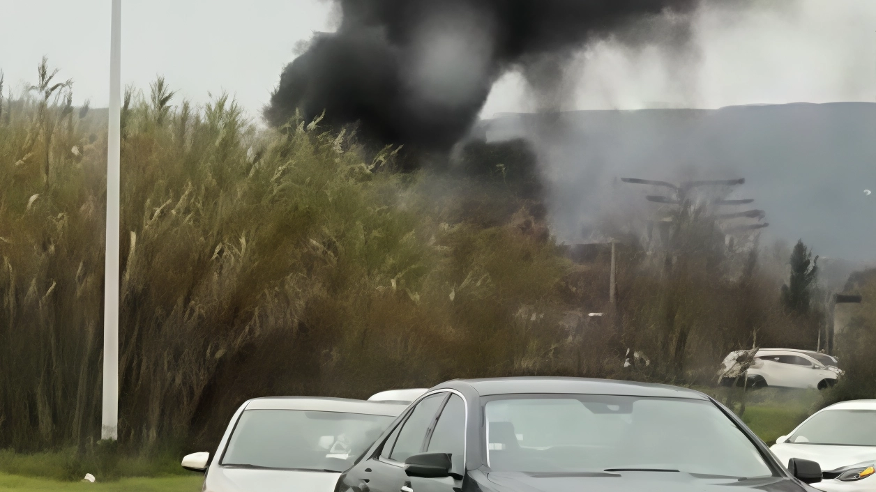 Camper in fiamme nel parcheggio di viale Nenni. È successo ieri mattina, il caravan era posteggiato nell’area di sosta di... Camper in fiamme nel parcheggio di viale Nenni. È successo ieri mattina, il caravan era posteggiato nell’area di sosta di...