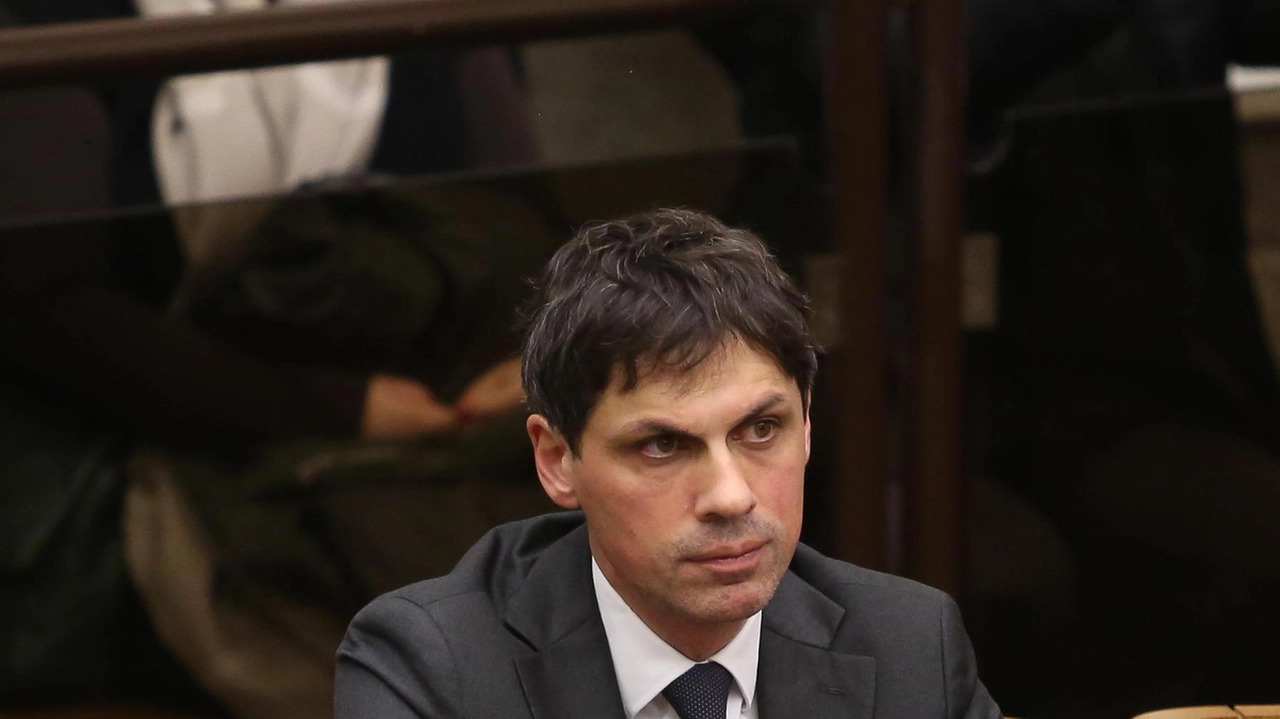 L’ex sindaco di Perugia e attuale consigliere regionale Andrea Romizi esprime amarezza per la serie tv «girata proprio tra le nostre vie» che riporta il caso all’attenzione del grande pubblico L’ex sindaco di Perugia e attuale consigliere regionale Andrea Romizi esprime amarezza per la serie tv «girata proprio tra le nostre vie» che riporta il caso all’attenzione del grande pubblico