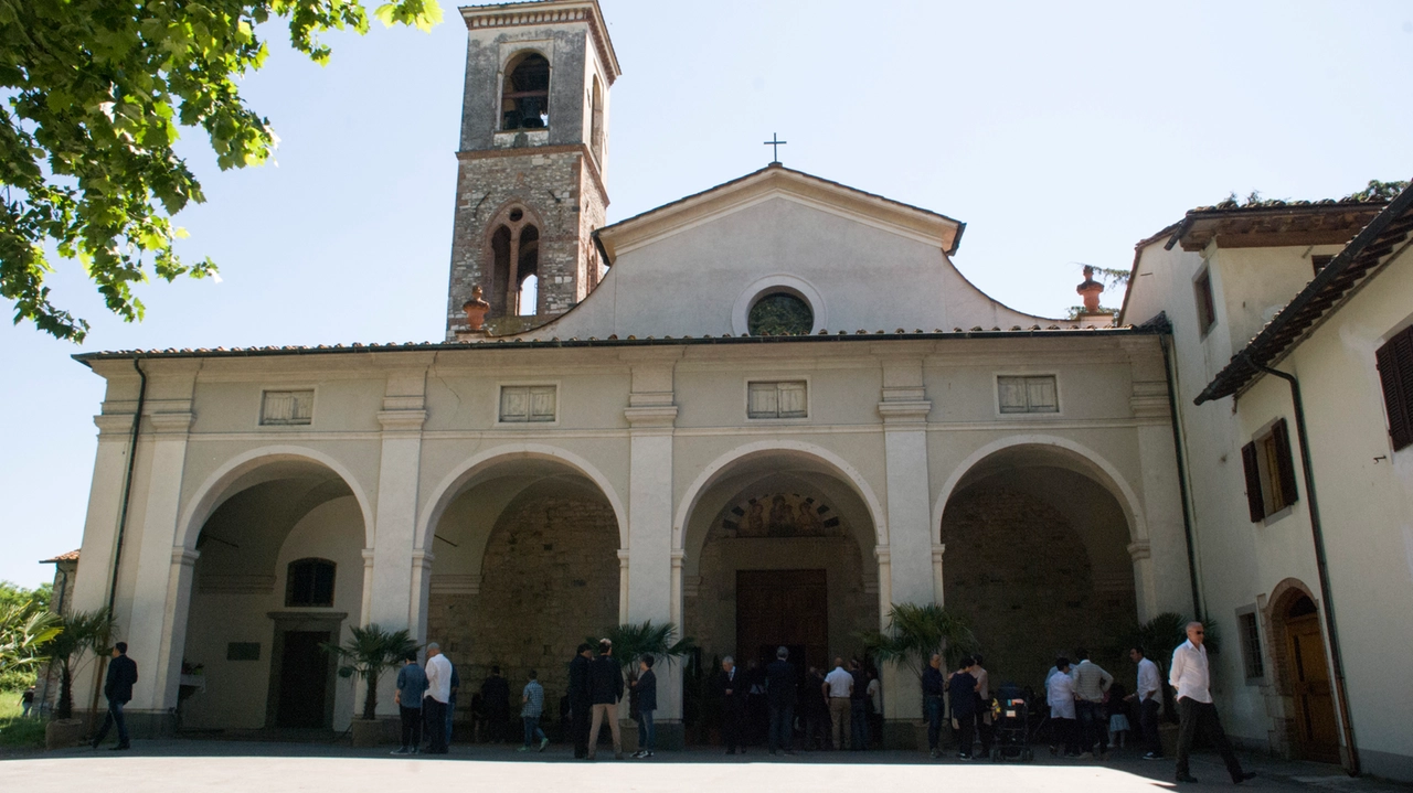 L'antica pieve di san Giusto in Piazzanese, alla periferia di Prato L'antica pieve di san Giusto in Piazzanese, alla periferia di Prato