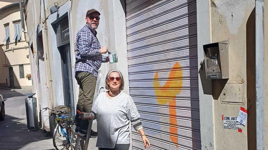 Pier Giorgio De Pinto, artista svizzero, con l’artista pratese Lauraballa Pier Giorgio De Pinto, artista svizzero, con l’artista pratese Lauraballa