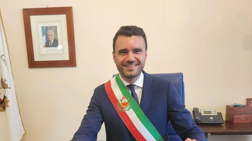 Il sindaco di Capannori, Giordano Del Chiaro, annuncia la nascita di un Comitato per le celebrazioni dei 200 anni dalla nascita di Carlo Piaggia Il sindaco di Capannori, Giordano Del Chiaro, annuncia la nascita di un Comitato per le celebrazioni dei 200 anni dalla nascita di Carlo Piaggia