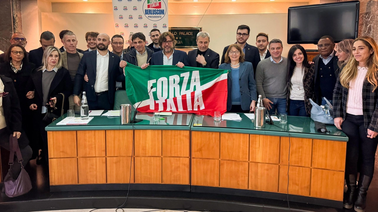 Già consigliere nella scorsa legislatura è stato eletto per acclamazione "Sicurezza, lavoro e impresa". Ecco tutti i nomi della Segreteria comunale .
