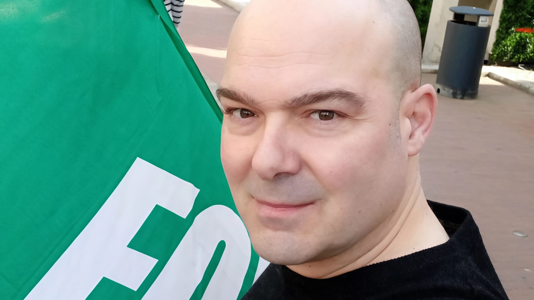 Alberto Lucarelli esponente di Forza Italia critica l’ultimo progetto a tutela degli edifici del Comune con la. vigilanza privata Alberto Lucarelli esponente di Forza Italia critica l’ultimo progetto a tutela degli edifici del Comune con la. vigilanza privata