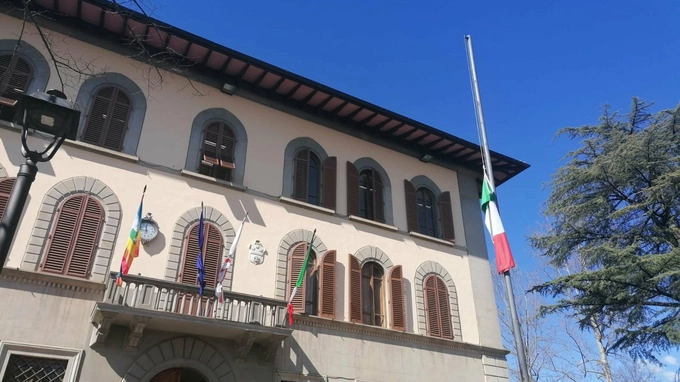 Il municipio di Cavriglia Il municipio di Cavriglia