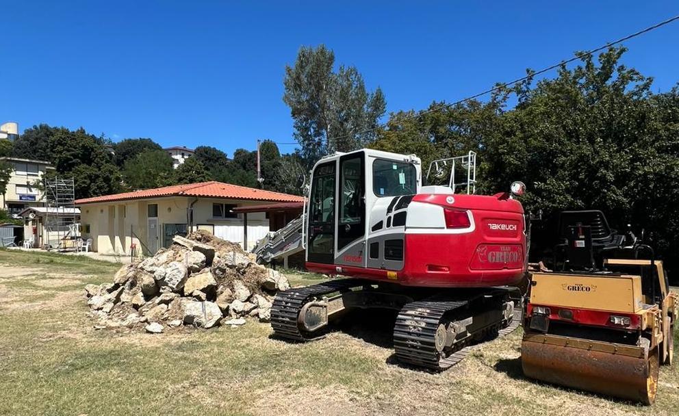 https://www.lanazione.it/image-service/view/acePublic/alias/contentid/ZDllZTBhMTQtNDIxMS00/0/lavori-allimpianto-del-madonnino-riqualificazione-da-700mila-euro.jpeg?f=1.91:1&w=1200