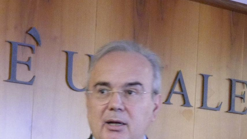 Una nuova direttiva per contrastare il fenomeno degli abbandoni illegali e soprattutto sequestrare amministrativamente i mezzi con cui vengono portati... Una nuova direttiva per contrastare il fenomeno degli abbandoni illegali e soprattutto sequestrare amministrativamente i mezzi con cui vengono portati...