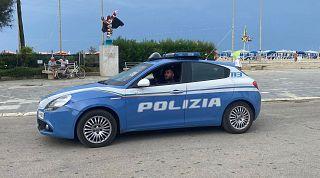 Spaccata in pieno centro a Viareggio: colpo grosso nella pasticceria Gambalunga Spaccata in pieno centro a Viareggio: colpo grosso nella pasticceria Gambalunga