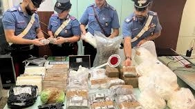 Il maxi sequestro di droga Il maxi sequestro di droga