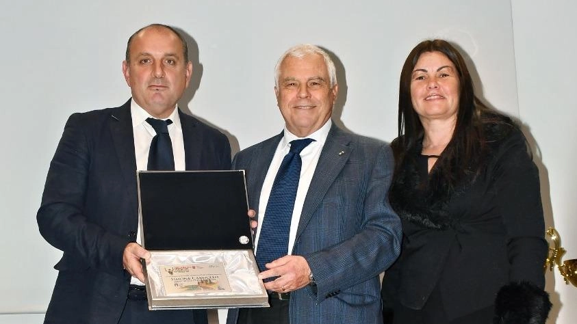 Il premio a Cardullo, presidente regionale del Coni