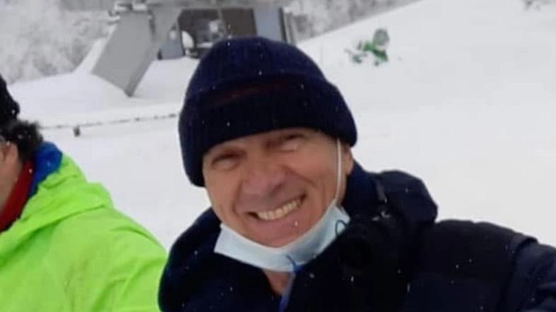 Alla notizia della morte di Maurizio Ferrari, Biccio per i colleghi della scuola di sci, è sceso un silenzio irreale... Alla notizia della morte di Maurizio Ferrari, Biccio per i colleghi della scuola di sci, è sceso un silenzio irreale...