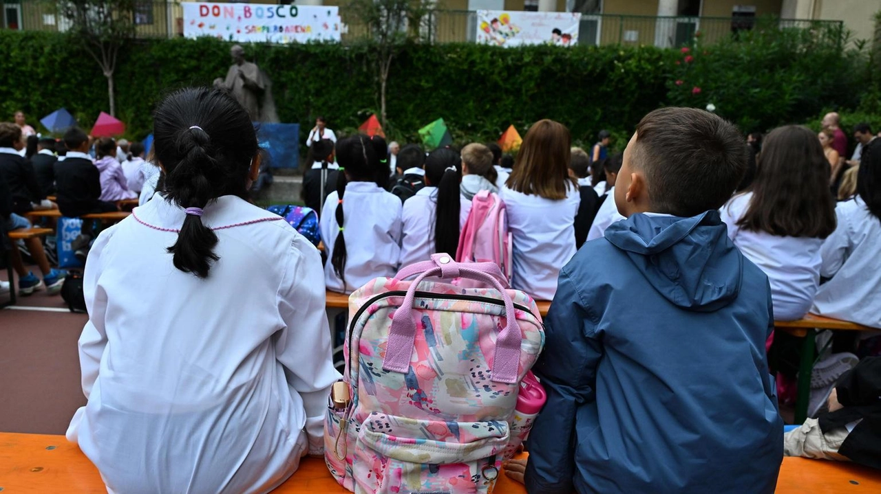 "In questi anni ho incontrato bambine e bambini, ragazze e ragazzi, che parlano fiorentino, crescono nelle nostre scuole e vivono... "In questi anni ho incontrato bambine e bambini, ragazze e ragazzi, che parlano fiorentino, crescono nelle nostre scuole e vivono...