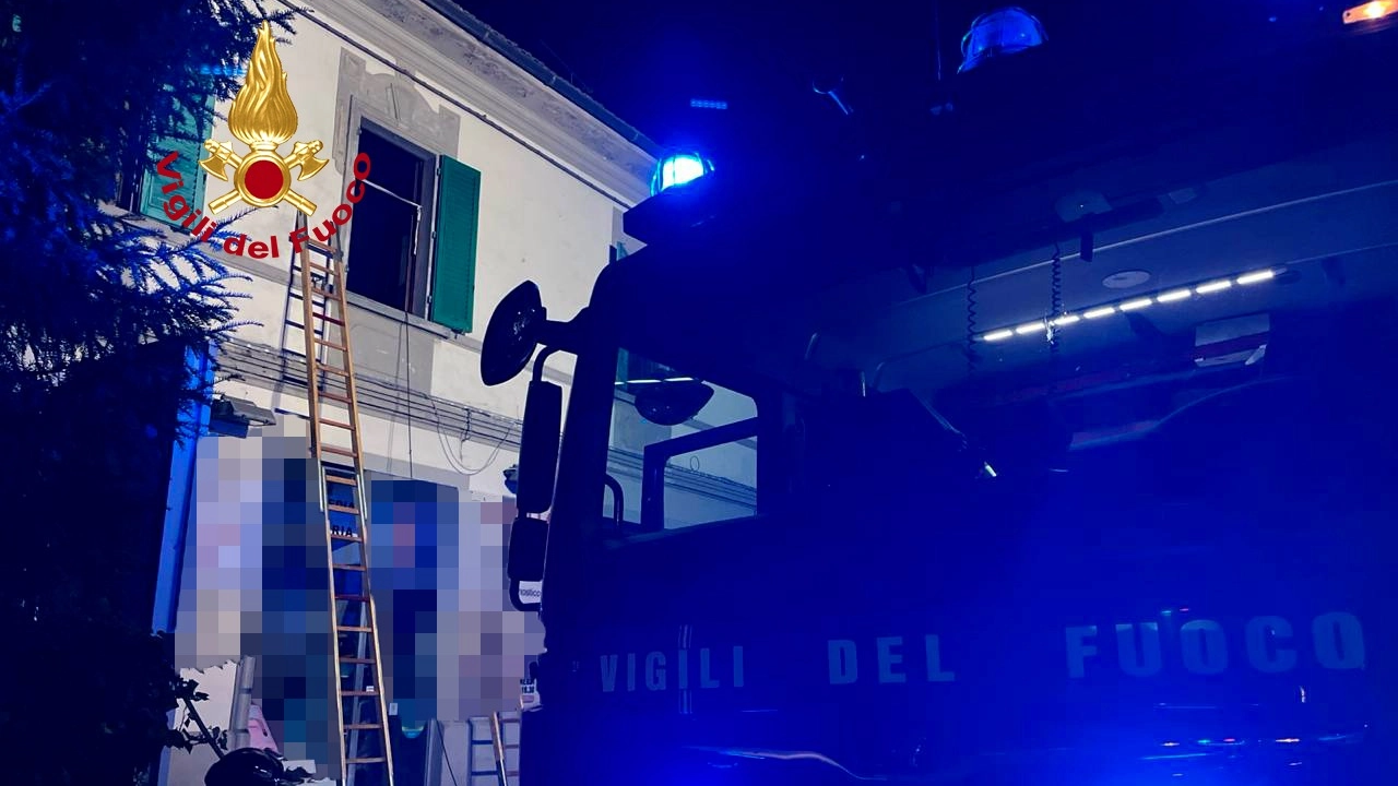 L'intervento dei vigili del fuoco L'intervento dei vigili del fuoco