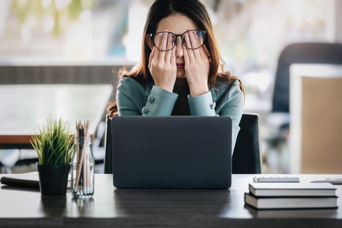 https://www.lanazione.it/image-service/view/acePublic/alias/contentid/ZGEwMGMzNzItMWU0Yi00/0/stress-da-rientro-dalle-ferie.jpeg?f=1.90:1&w=1200