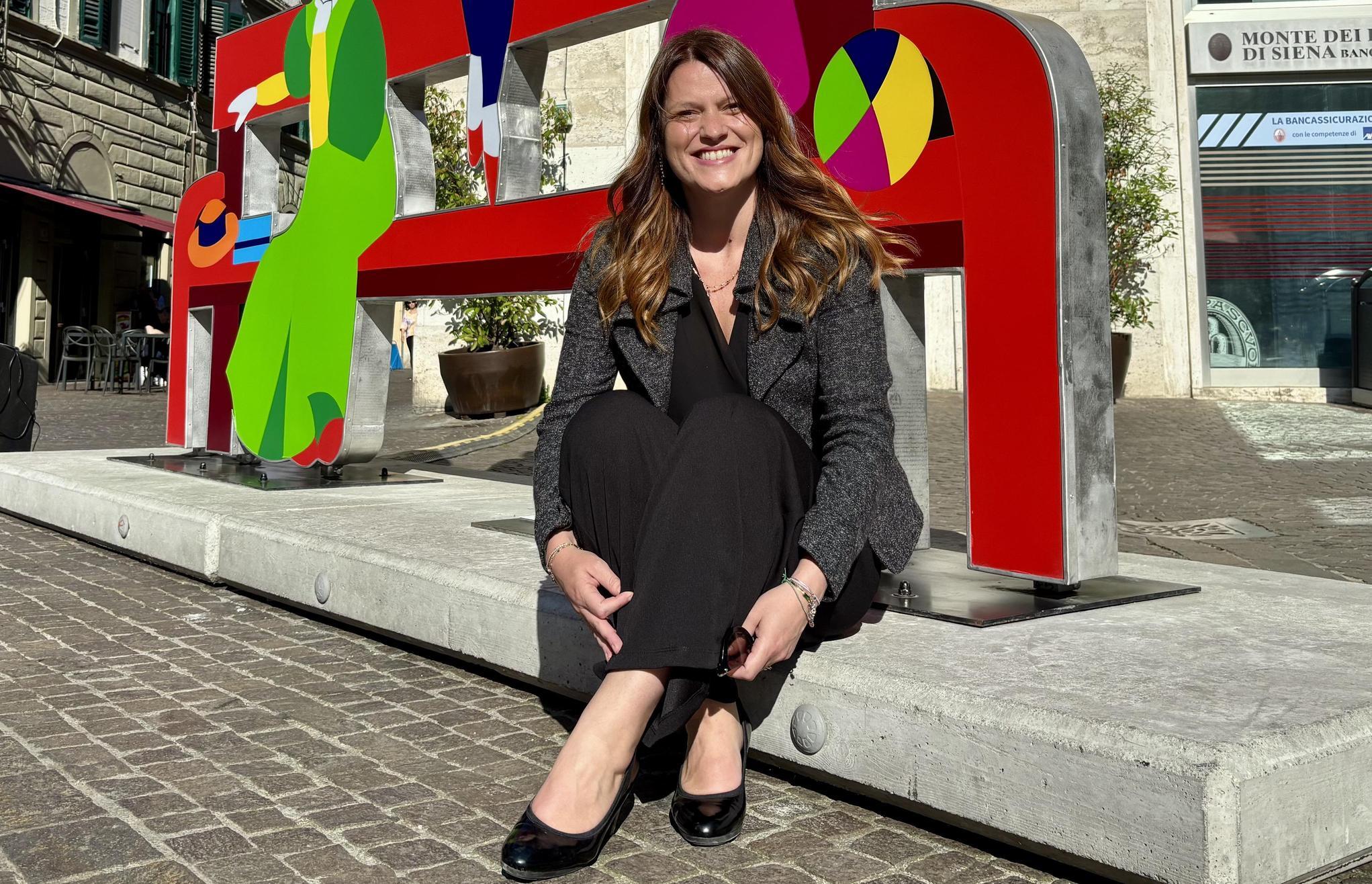 https://www.lanazione.it/image-service/view/acePublic/alias/contentid/ZGEwNmQxMWQtMDQ5MC00/0/pontedera-per-la-regione-il-pd-punta-su-sonia-luca.jpeg