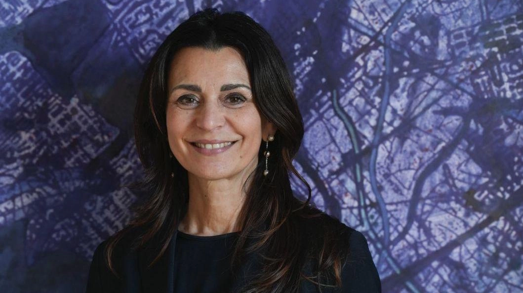 Dante, Leopardi, Manzoni e il management: il volume edito da Il Mulino "Una buona economia non esiste senza una visione umanistica. Prato? Servono più assunzioni di responsabilità e rispetto delle identità". .