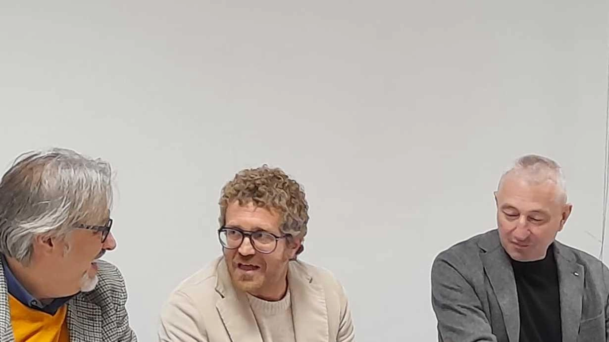 Contrattazione con i Comuni e accordo per Ast al centro dell'assemblea Cisl Terni-Orvieto. Priorità: tutelare lavoratori e cittadini, vigilanza sulla legge di stabilità. Contrattazione con i Comuni e accordo per Ast al centro dell'assemblea Cisl Terni-Orvieto. Priorità: tutelare lavoratori e cittadini, vigilanza sulla legge di stabilità.