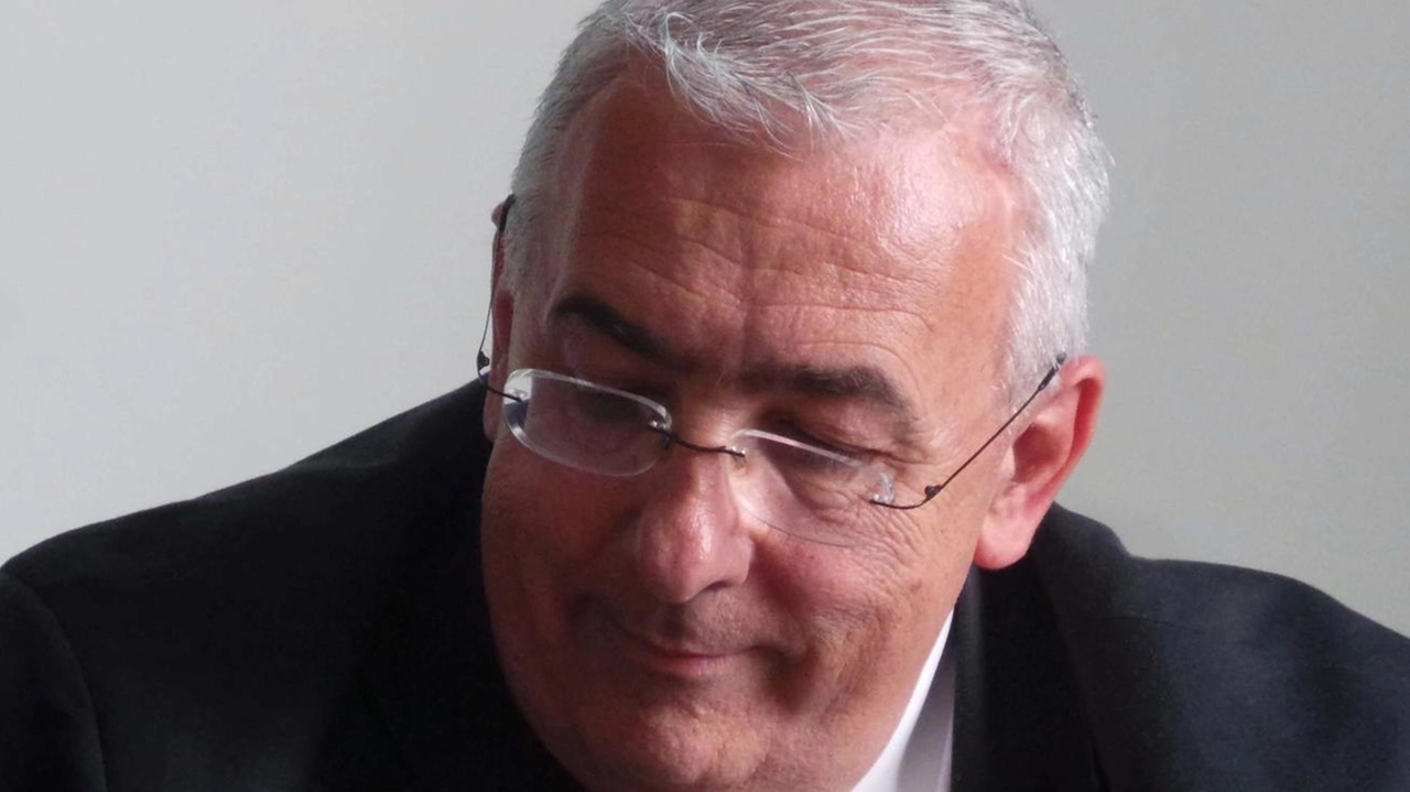 Nel mirino dei giudici amministrativi non solo la determina che ha annullato l’intero iter. Sotto la lente anche l’errata valutazione dei titoli di studio in possesso del ricorrente. Nel mirino dei giudici amministrativi non solo la determina che ha annullato l’intero iter. Sotto la lente anche l’errata valutazione dei titoli di studio in possesso del ricorrente.