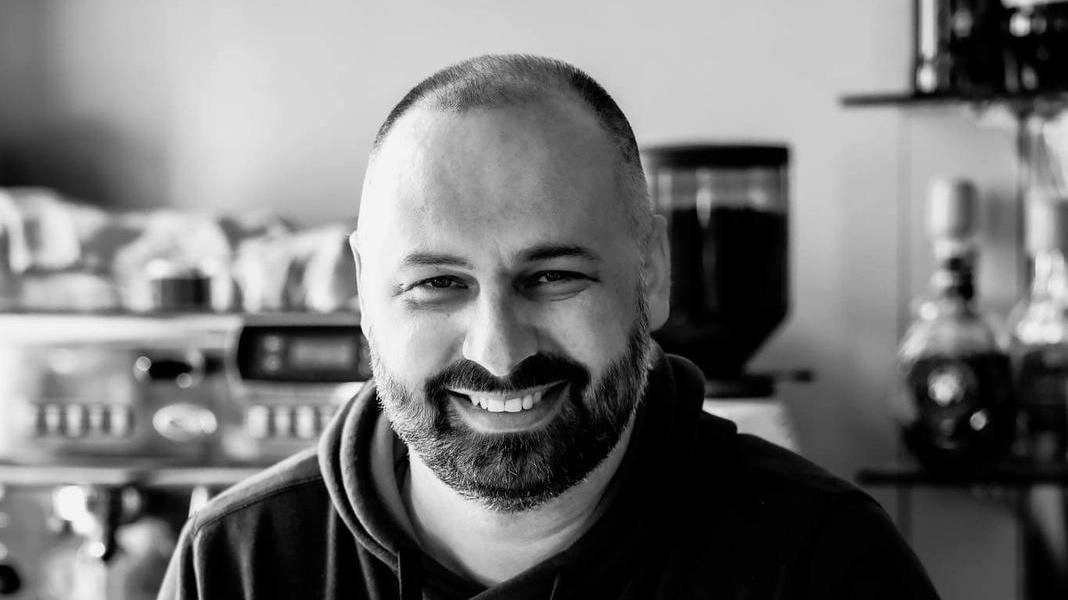 Stefano Meloni, titolare del ristorante Il Capriolo di Tavernelle specializzato in cucina tipica partecipa alla manifestazione con l’intento di migliorarsi,... Stefano Meloni, titolare del ristorante Il Capriolo di Tavernelle specializzato in cucina tipica partecipa alla manifestazione con l’intento di migliorarsi,...