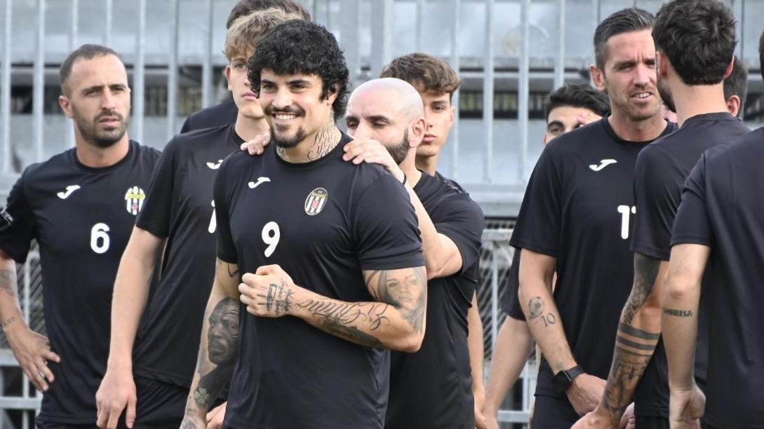 Il tecnico guarda al bicchiere mezzo pieno dopo il ko all’esordio con il Ghiviborgo. Intanto arriva il giovane attaccante Lucchesi. E si tratta il centrocampista Caponi. Il tecnico guarda al bicchiere mezzo pieno dopo il ko all’esordio con il Ghiviborgo. Intanto arriva il giovane attaccante Lucchesi. E si tratta il centrocampista Caponi.