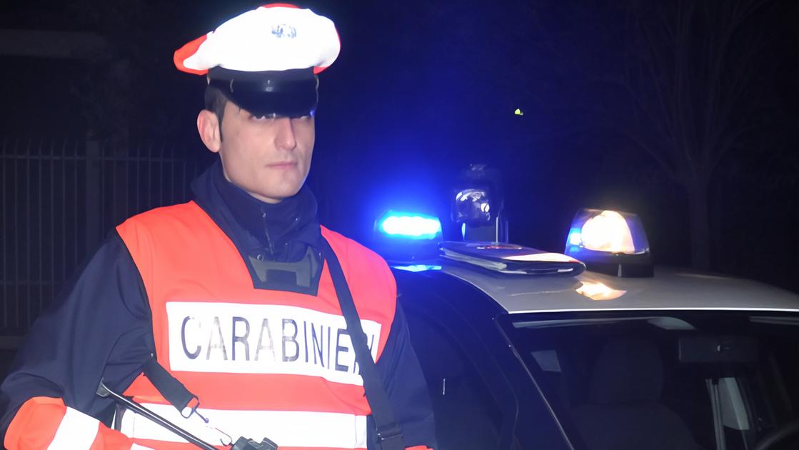 Novecento firme e tre paesi contro la chiusura Novecento firme e tre paesi contro la chiusura