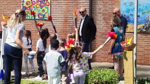 Sindaco e assessore nelle scuole. Saluto agli alunni prima dell’estate: "Incontri per pianificare i lavori"