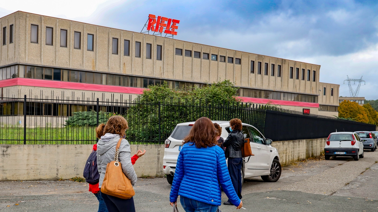 L’edificio ex Rifle potrebbe essere al centro di un’importante riqualificazione L’edificio ex Rifle potrebbe essere al centro di un’importante riqualificazione