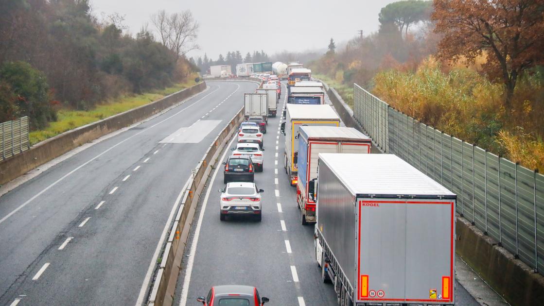 Un’altra mattinata da Lanazione.it un altra mattinata di passione in fipili incidente e code verso firenze