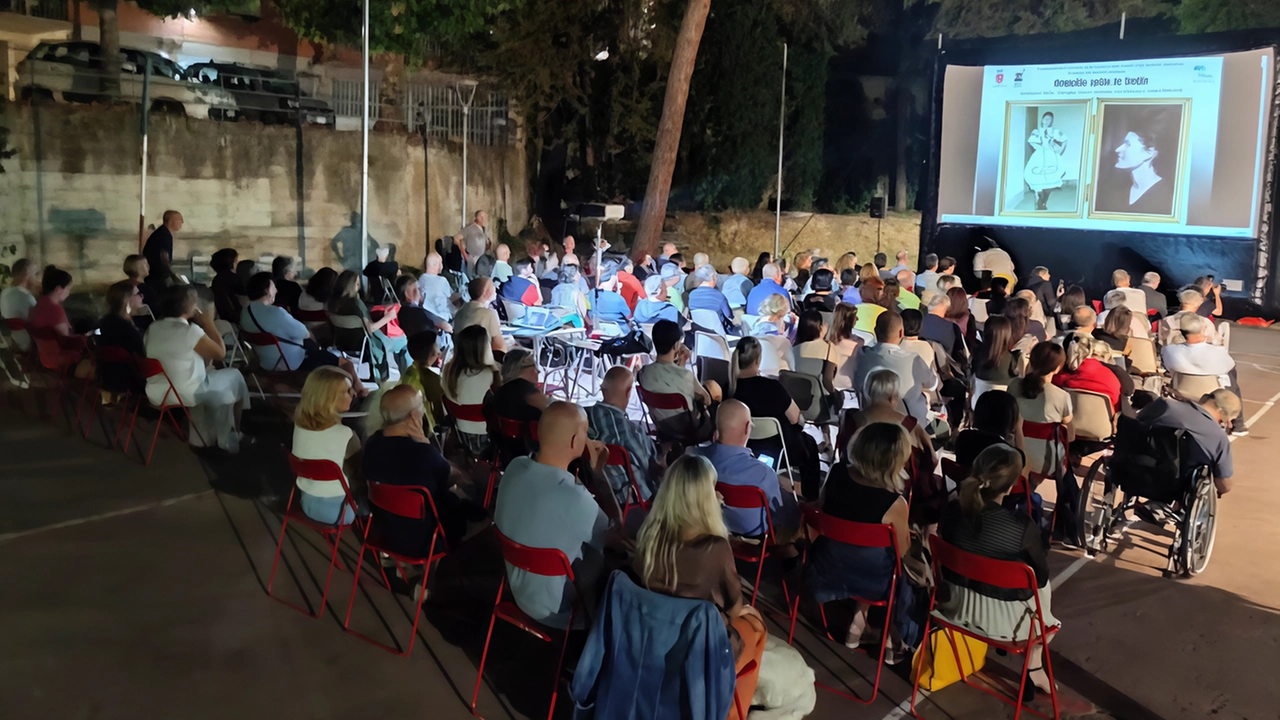 Il parco Aretino alla Pallotta anche quest’anno ospita la rassegna “Gemelle sotto le stelle“: un’occasione per rigenerare i quartieri e apprezzare il cinema