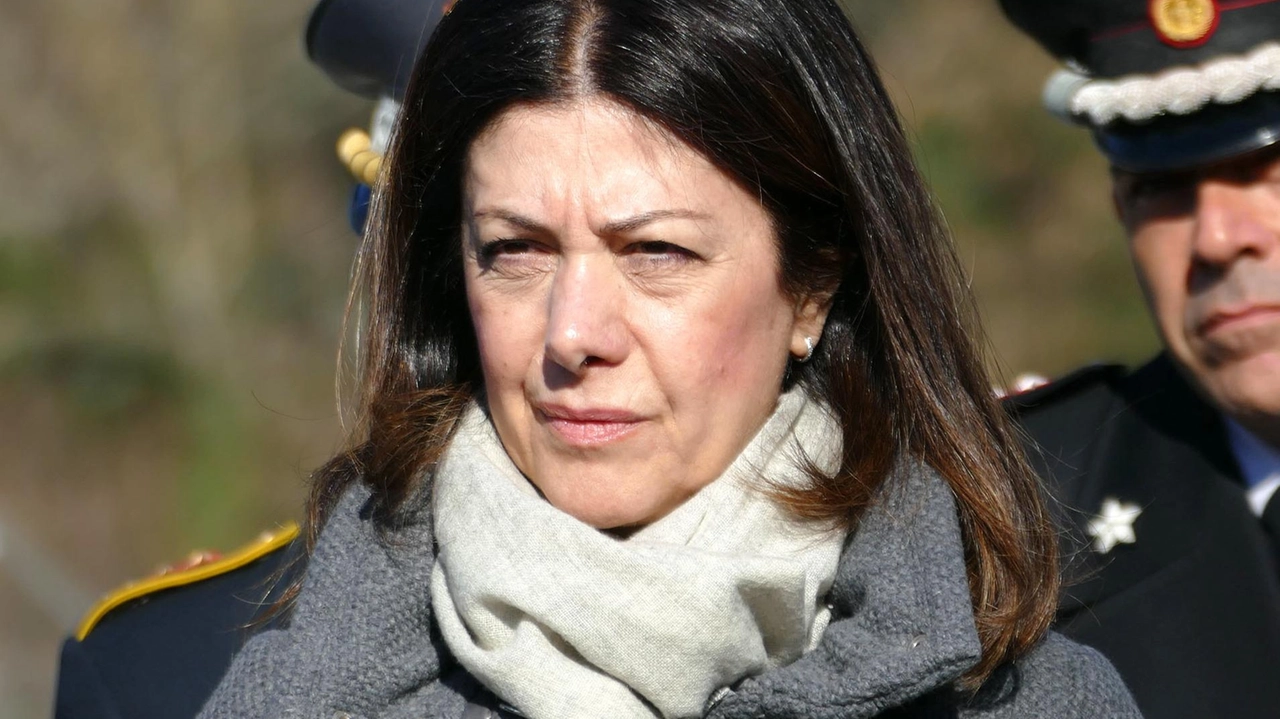 Il questore Maria Luisa Di Lorenzo Il questore Maria Luisa Di Lorenzo