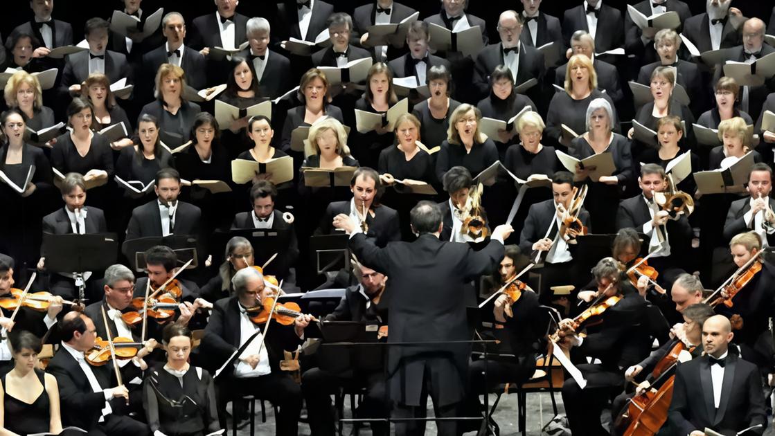Lanzetta Nicolosi. L’Orchestra fiorentina a teatro