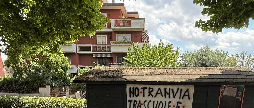 Piazza Moro, la polemica. Il Pd: "Anche altri luoghi sono da riqualificare"