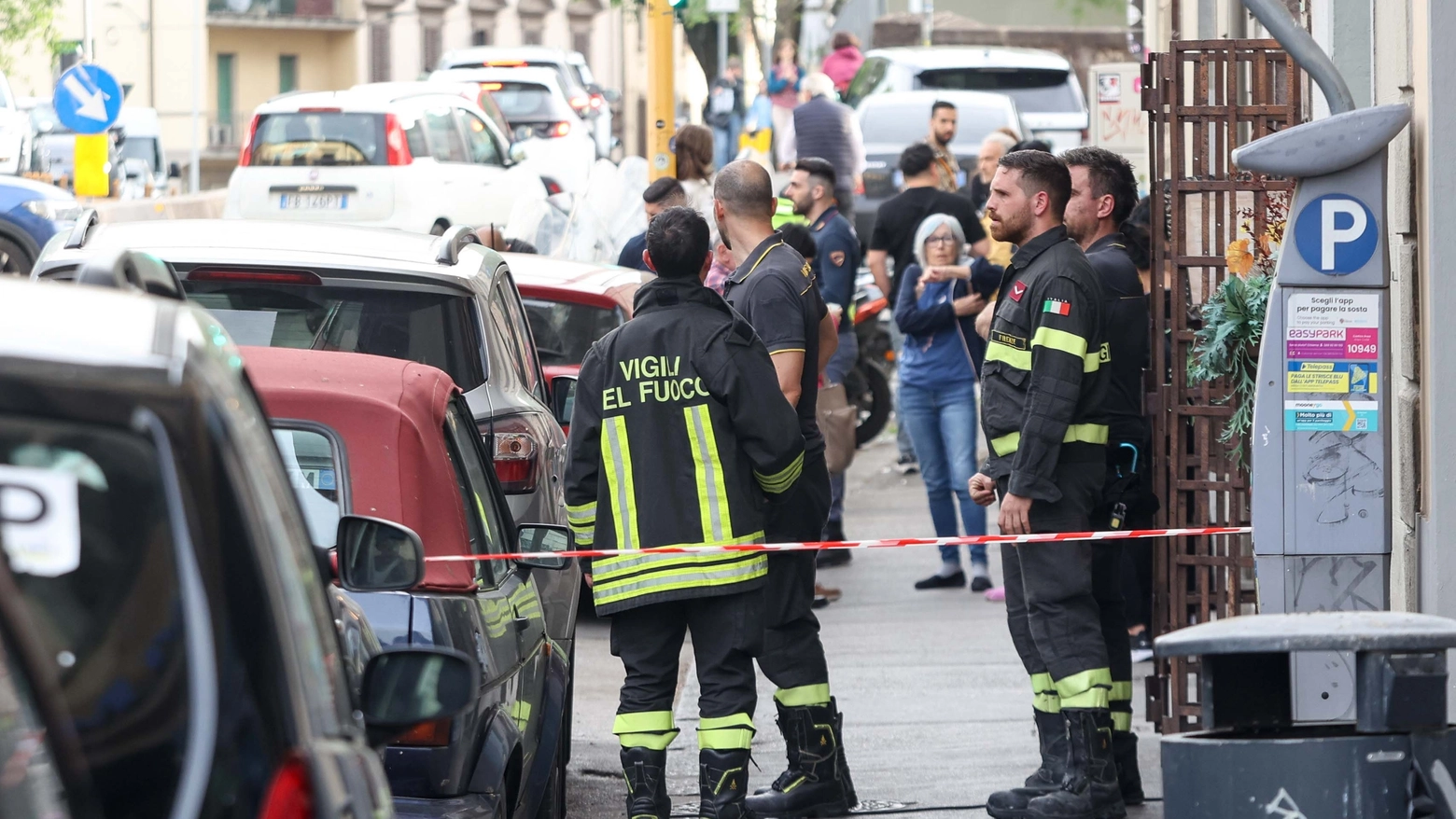 Incendio in un ristorante in via Pacinotti (New Press Photo)
