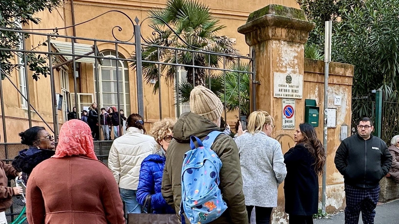 Gabriella Giuliani, dirigente scolastica del «Galilei-Pacinotti»: «Ci sono stati migliormenti, ma. non basta. Occorrono i dossi» Gabriella Giuliani, dirigente scolastica del «Galilei-Pacinotti»: «Ci sono stati migliormenti, ma. non basta. Occorrono i dossi»