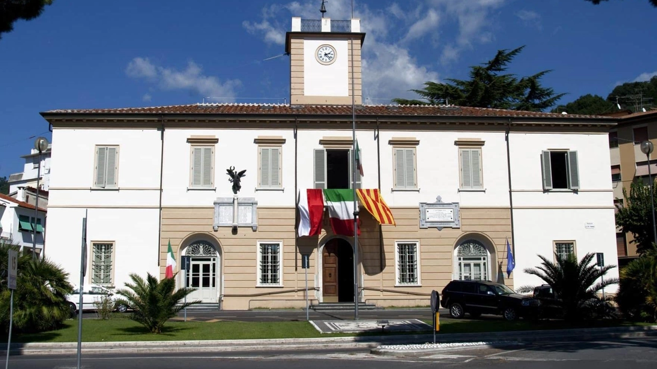 La sede del Comune di Massarosa La sede del Comune di Massarosa