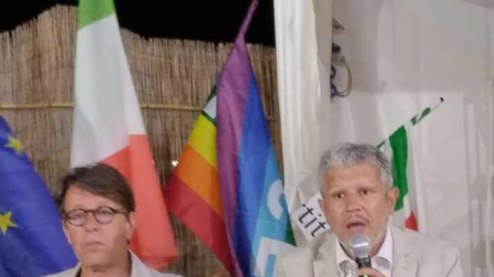 Il sindaco Giglioli durante il dibattito Il sindaco Giglioli durante il dibattito