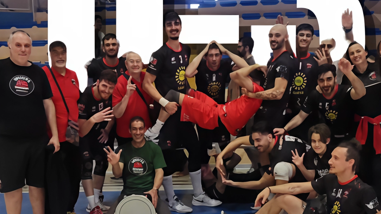 Ultima foto stagionale per l’Invicta Sol Caffè che ha vinto la gara confermandosi al quarto posto Ultima foto stagionale per l’Invicta Sol Caffè che ha vinto la gara confermandosi al quarto posto