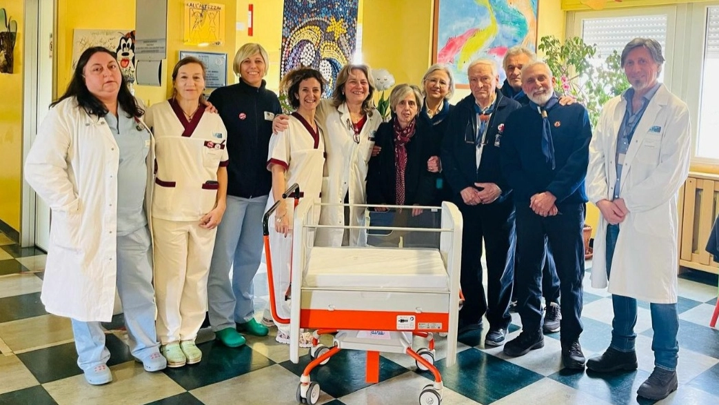 La culla donata all'ospedale