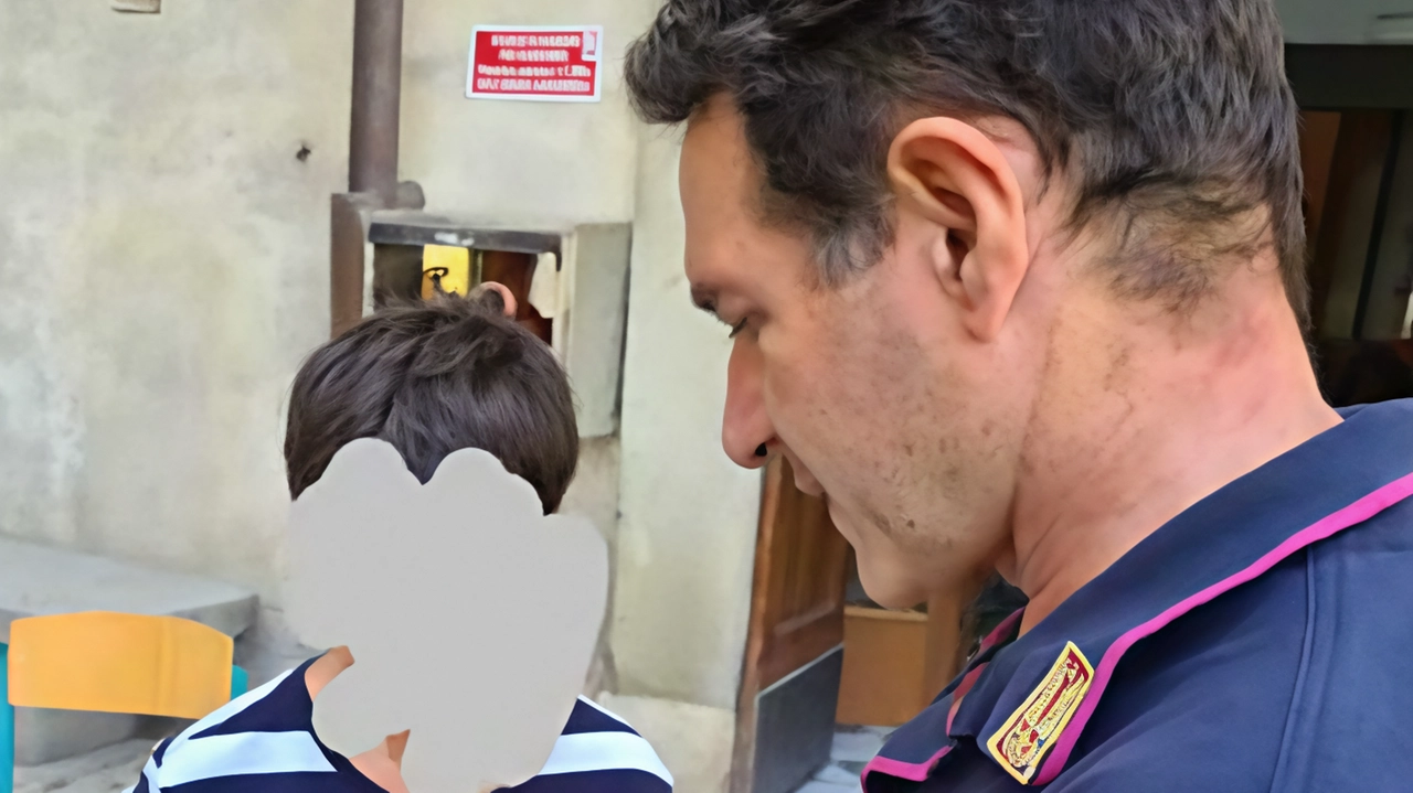 La Polizia postale presenta il Calendario dell’Avvento "Cyber" per sensibilizzare sull sicurezza online durante le festività natalizie. Segui il #cybercalendar per consigli utili e suggerimenti. La Polizia postale presenta il Calendario dell’Avvento "Cyber" per sensibilizzare sull sicurezza online durante le festività natalizie. Segui il #cybercalendar per consigli utili e suggerimenti.