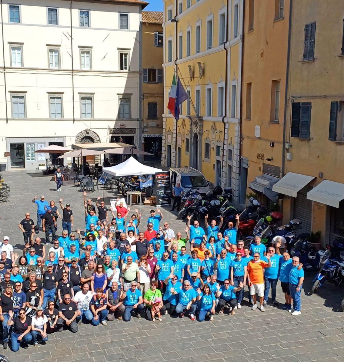 MotoAmicizia, tutti in sella. Appassionati da tutta Italia MotoAmicizia, tutti in sella. Appassionati da tutta Italia