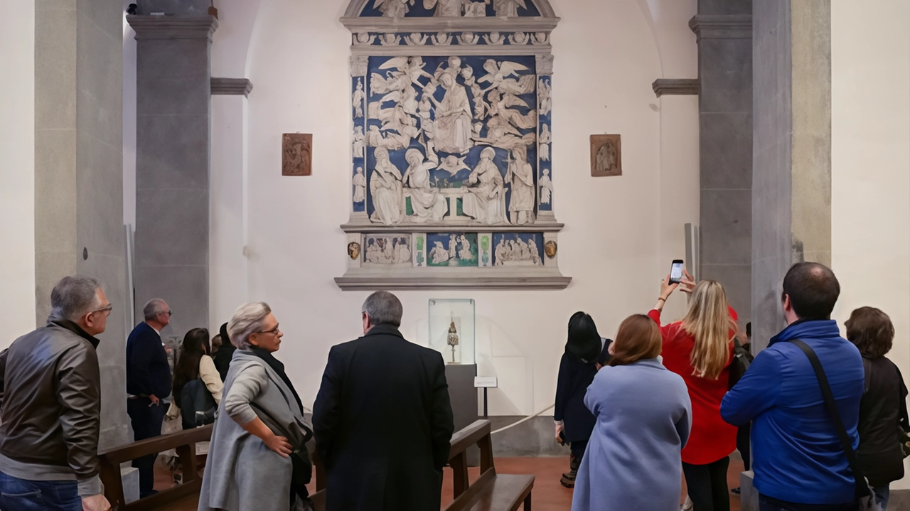 Una delle straordinarie opere di Andrea Della Robbia che si possono ammirare nel territorio comunale di Santa Fiora. Molti gli eventi organizzati dal Comune Una delle straordinarie opere di Andrea Della Robbia che si possono ammirare nel territorio comunale di Santa Fiora. Molti gli eventi organizzati dal Comune