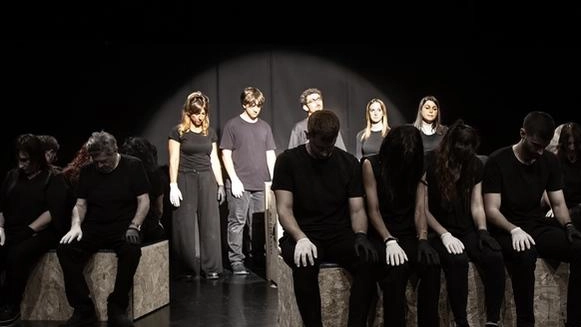 “E’ solo un monologo” liberamente tratto dal film “La leggenda del pianista sull’oceano” chiuderà la rassegna “E’ solo un monologo” liberamente tratto dal film “La leggenda del pianista sull’oceano” chiuderà la rassegna