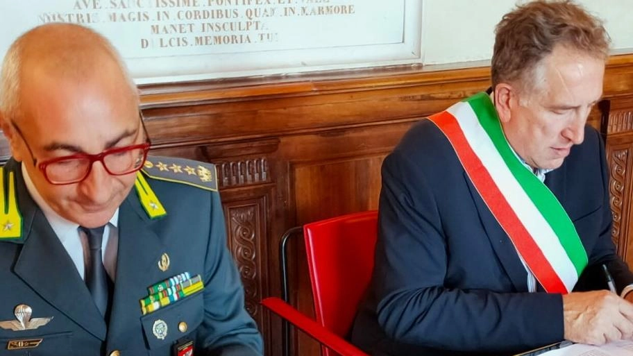 Il Comune di Spoleto e la Guardia di Finanza hanno siglato un protocollo d'intesa per proteggere le risorse del Pnrr e dei fondi UE, garantendo la corretta gestione e utilizzo. La collaborazione mira a contrastare gli illeciti e promuovere la legalità nell'impiego delle risorse pubbliche fino al 2026. Il Comune di Spoleto e la Guardia di Finanza hanno siglato un protocollo d'intesa per proteggere le risorse del Pnrr e dei fondi UE, garantendo la corretta gestione e utilizzo. La collaborazione mira a contrastare gli illeciti e promuovere la legalità nell'impiego delle risorse pubbliche fino al 2026.