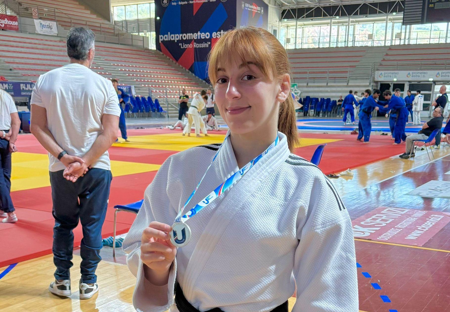 elena guarducci vice campionessa italiana al campionato nazionale universitario di judo