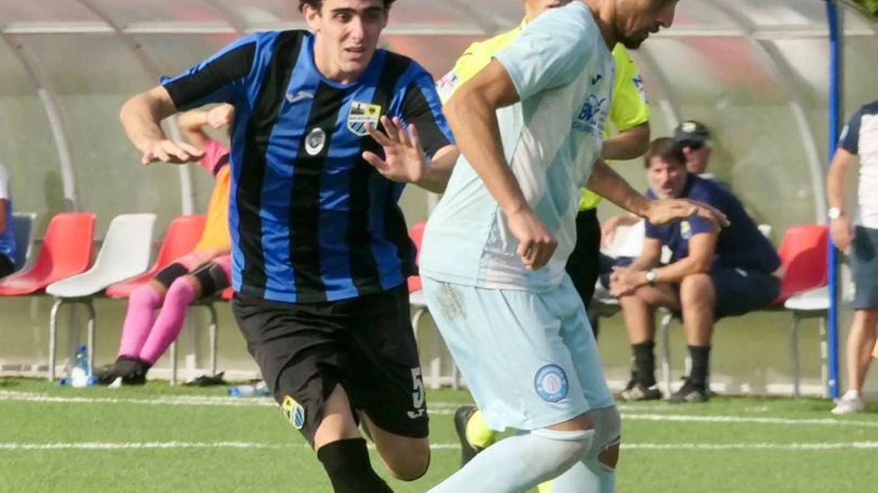 Il Pietrasanta giocheranno al “Marco Pedonese“ fino alla riapertura dello stadio Il Pietrasanta giocheranno al “Marco Pedonese“ fino alla riapertura dello stadio